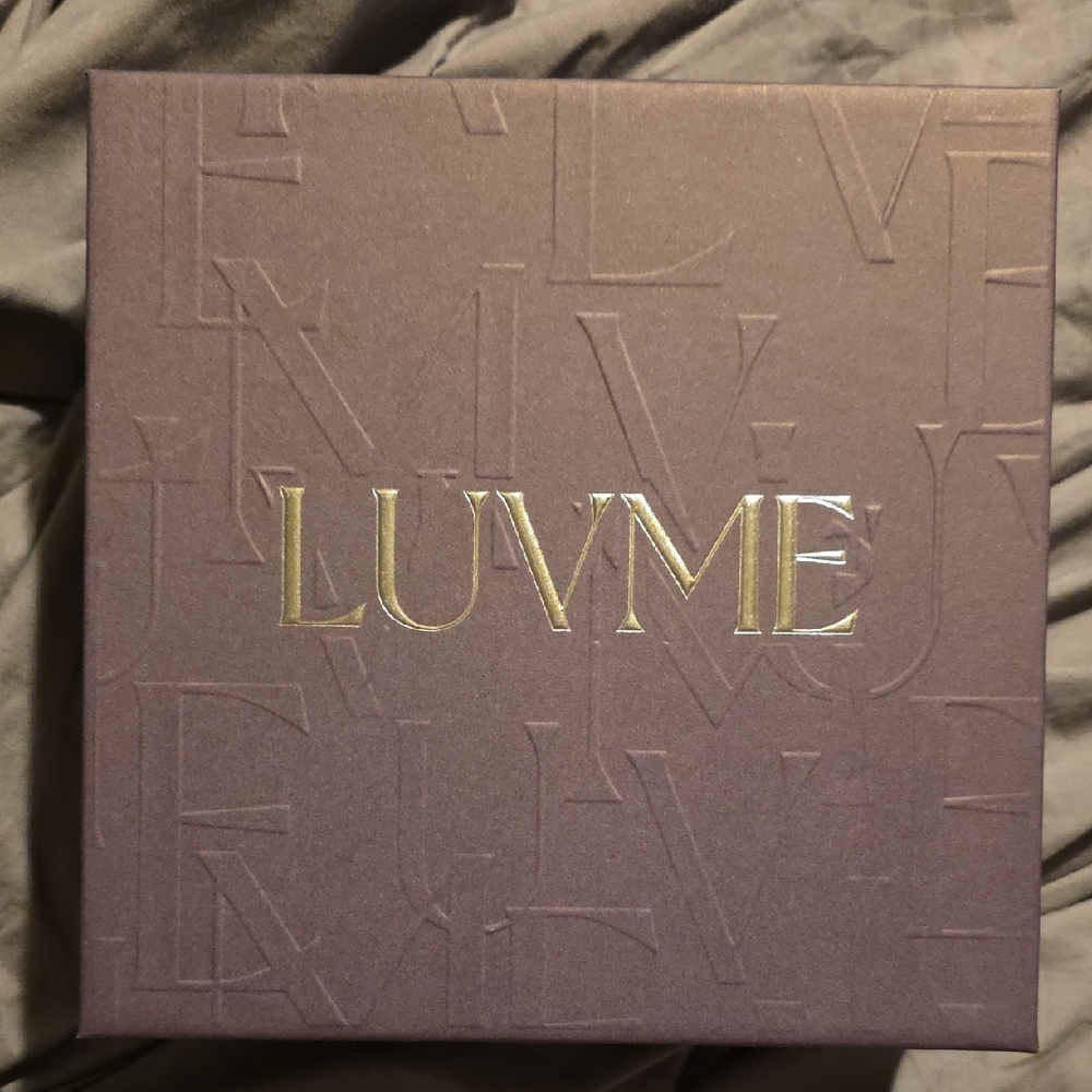 LUVME Short bob like Lacefront Wig